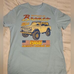 Goodfellow & Co Light Blue Graphic Tee